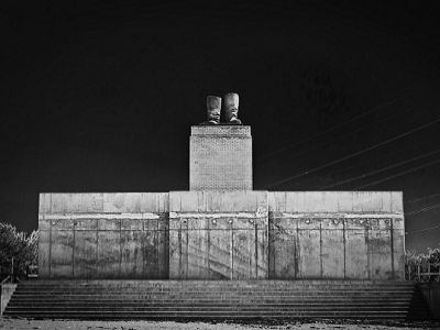 Будапешт, 1956. Остатки памятника Сталину. Источник - http://focussion.com/