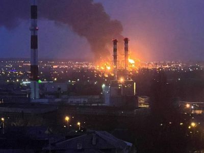 Пожар на нефтебазе. Фото: t.me/venskie