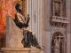 Бронзовая статуя Апостола Петра в соборе св. Петра в Ватикане. Фото: rome24.ru
