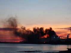 Пожар в порту Феодосии, 26.12.23. Фото: KAFAnewc.com